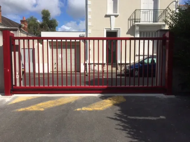 Portail alu coulissant (1)-min